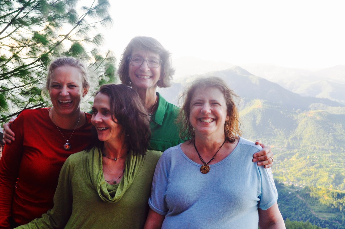 nepal-sept-2016-bandipur-carol-nan-amy-jackie-2-1
